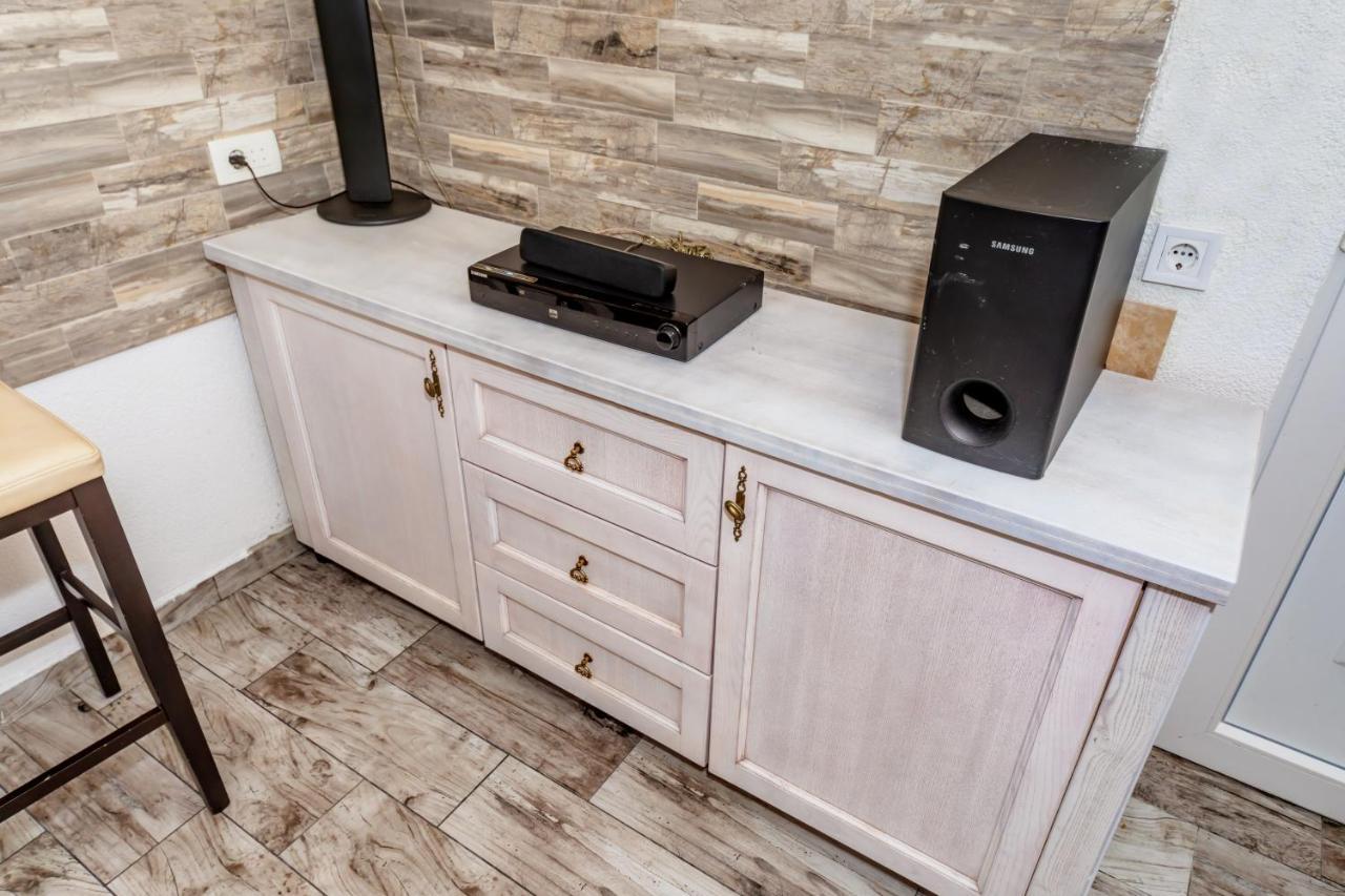 Apartmani Lira Сутоморе Экстерьер фото
