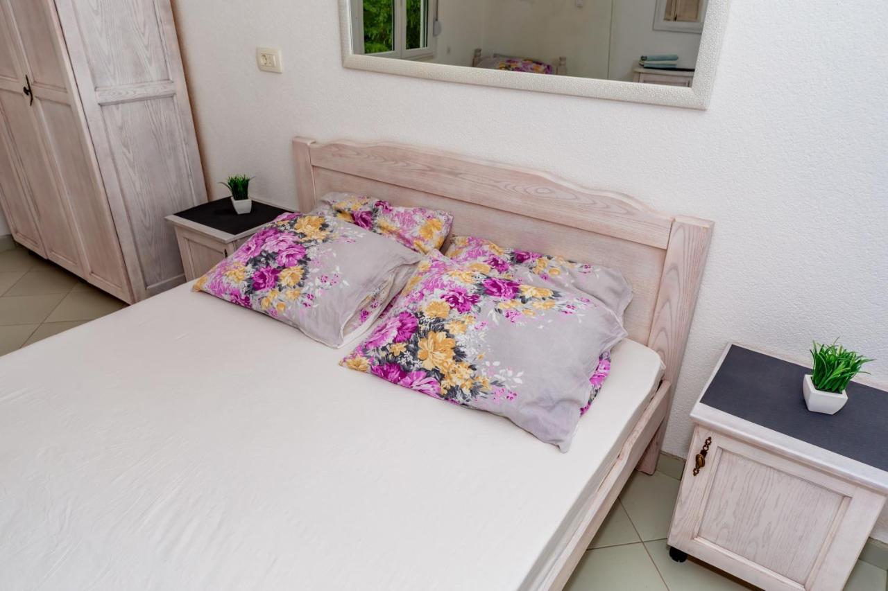 Apartmani Lira Сутоморе Экстерьер фото