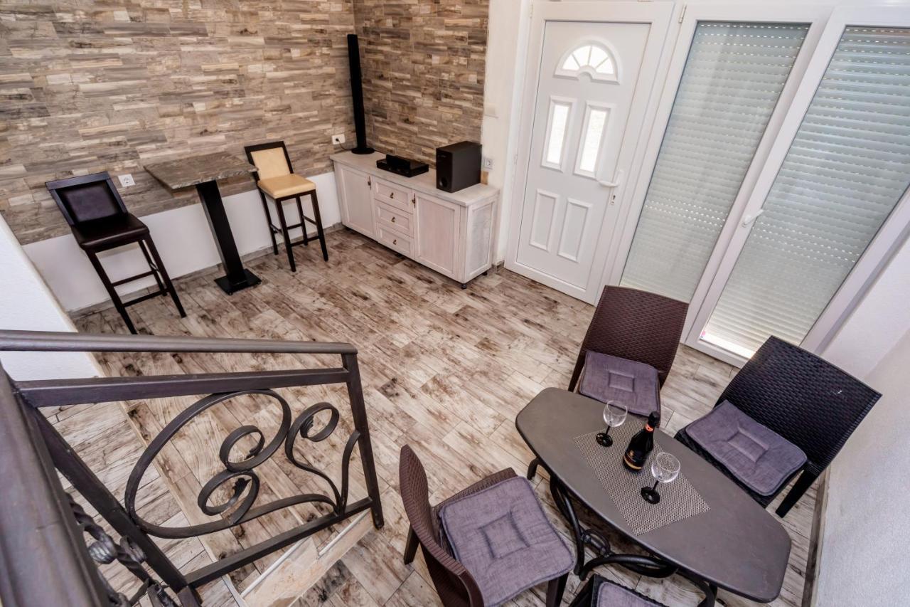 Apartmani Lira Сутоморе Экстерьер фото