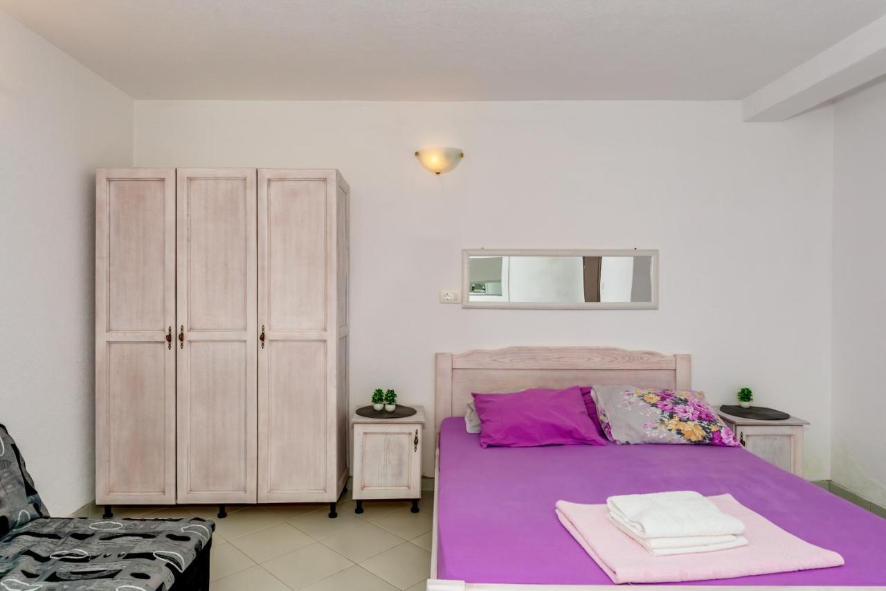 Apartmani Lira Сутоморе Экстерьер фото