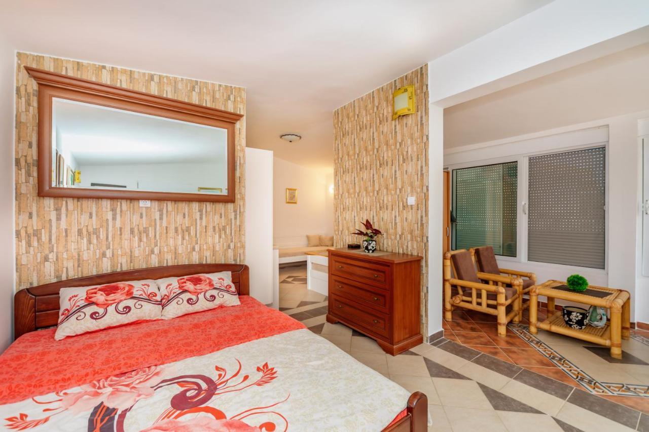 Apartmani Lira Сутоморе Экстерьер фото