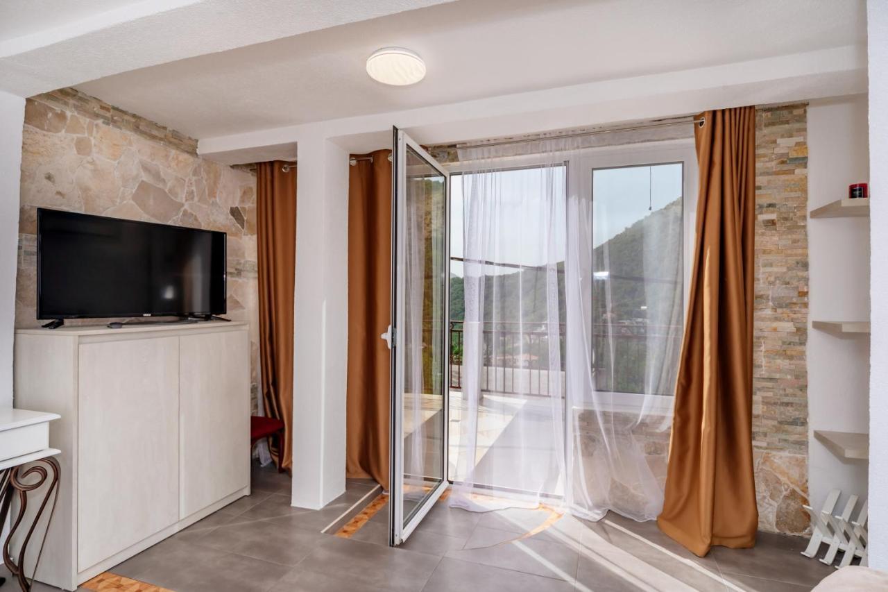 Apartmani Lira Сутоморе Экстерьер фото