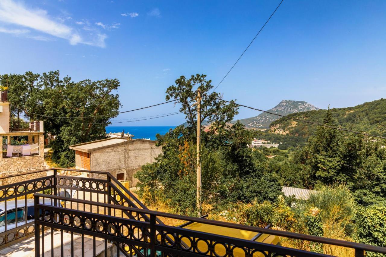 Apartmani Lira Сутоморе Экстерьер фото