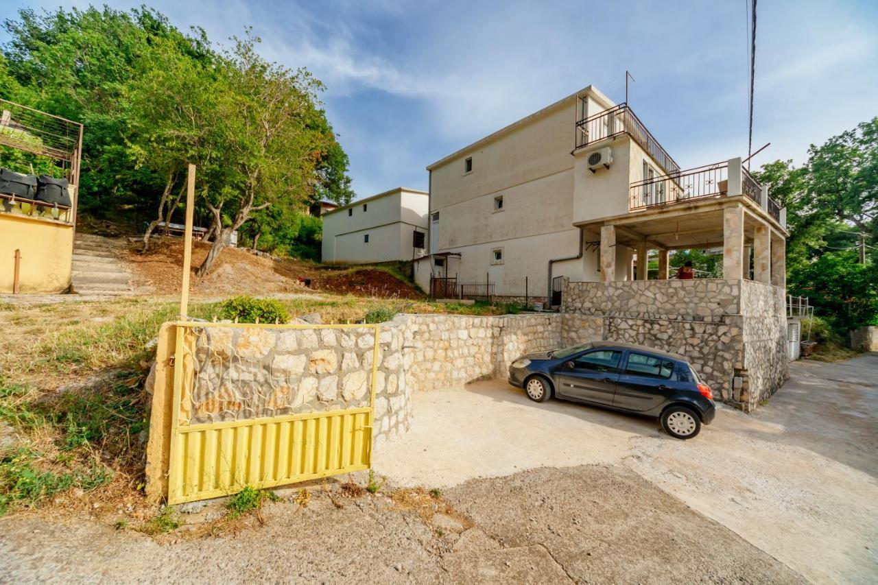 Apartmani Lira Сутоморе Экстерьер фото